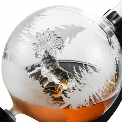 Whiskeykaraffel Elg med 4 glass og trebrett 0,85 liter